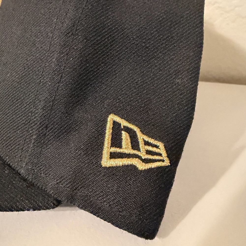 NWOT New Era x One Piece Collaboration | Tony Tony Chopper Gold Embroidered Cap - Picture 9 of 16
